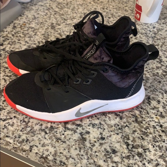 nike shoes youth size 5